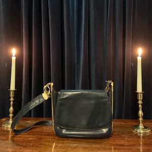 Authentic 1960s Vintage Navy Leather Purse